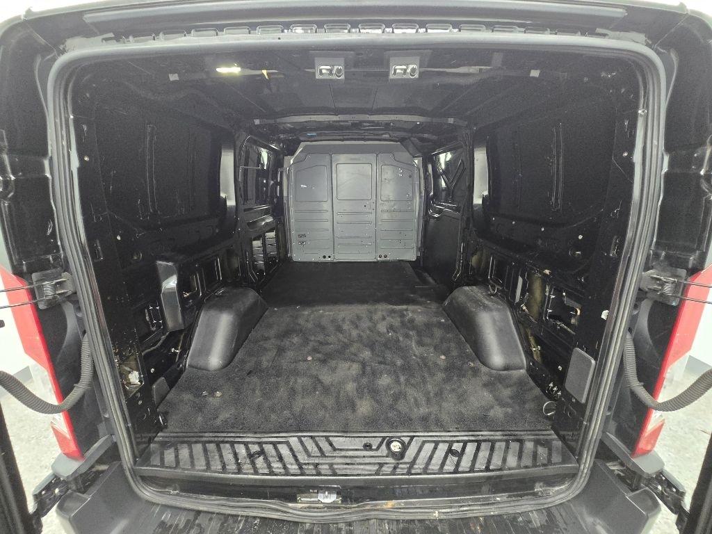 Ford Transit 150 Van Low Roof w/Sliding Pass. 130-in. WB 2015