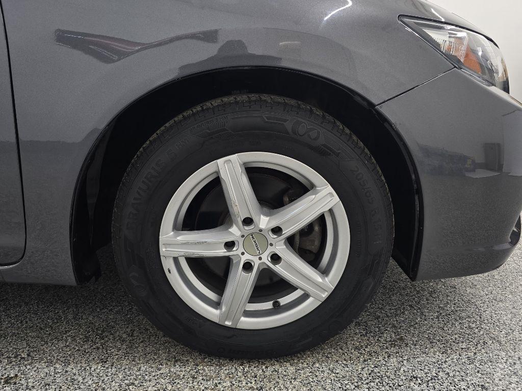 Honda Civic LX Sedan CVT 2015