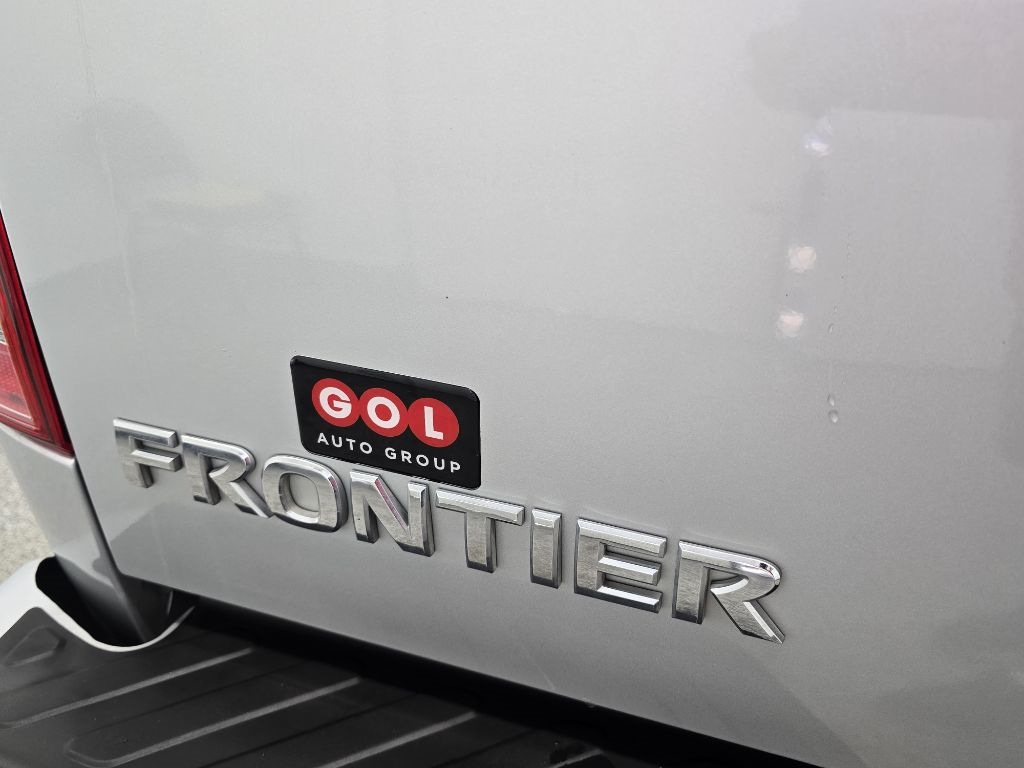 Nissan Frontier S Crew Cab 5AT 2WD 2017