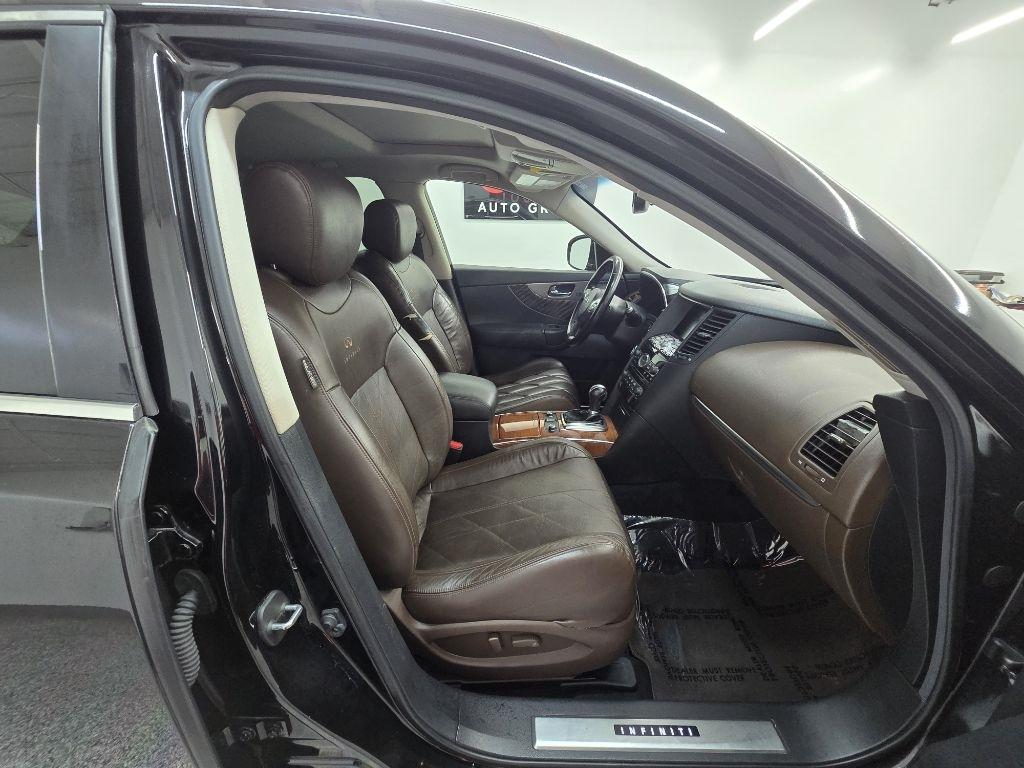 Infiniti FX FX35 2WD 2012