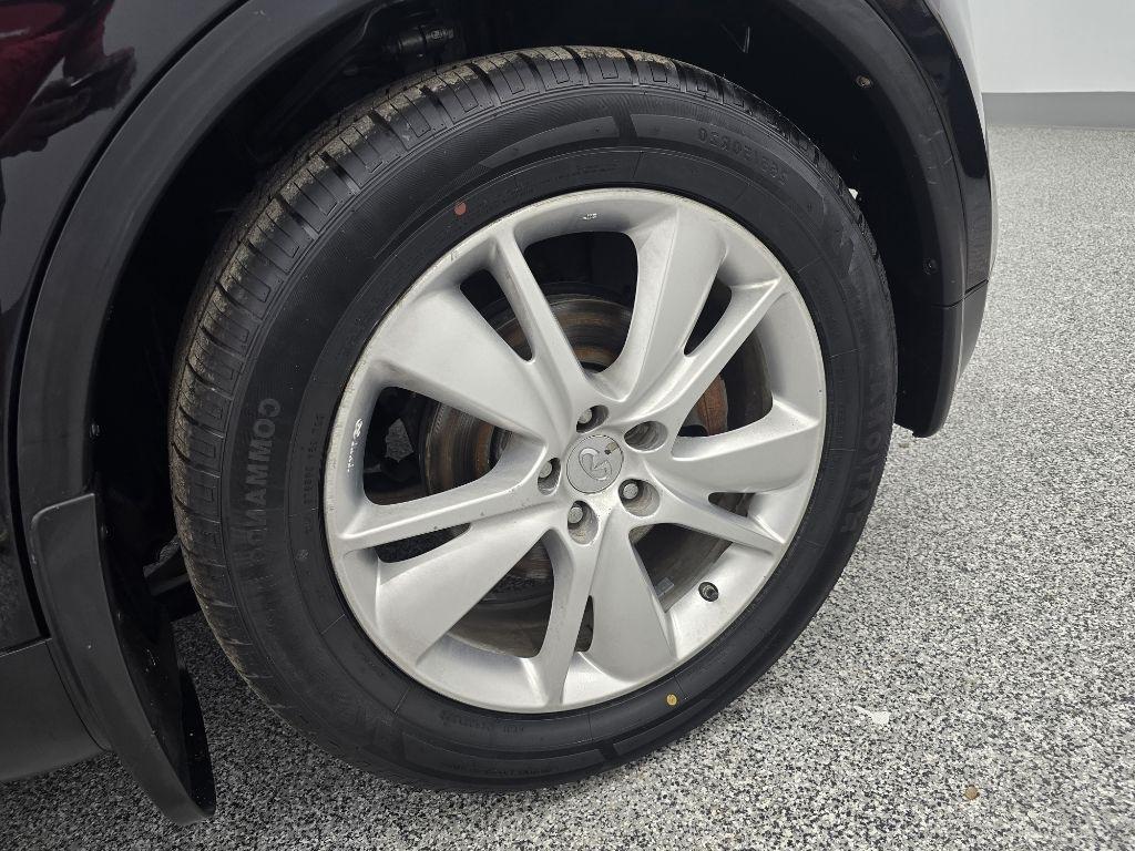 Infiniti FX FX35 2WD 2012