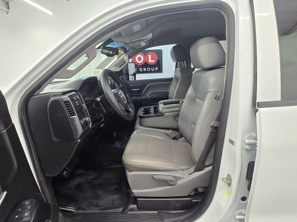 GMC Sierra 2500HD Base Crew Cab 4WD 2017