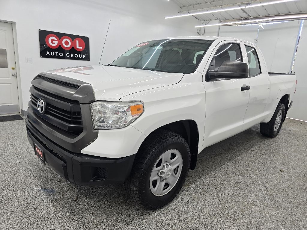 Toyota Tundra SR5 4.6L V8 Double Cab 2WD 2017