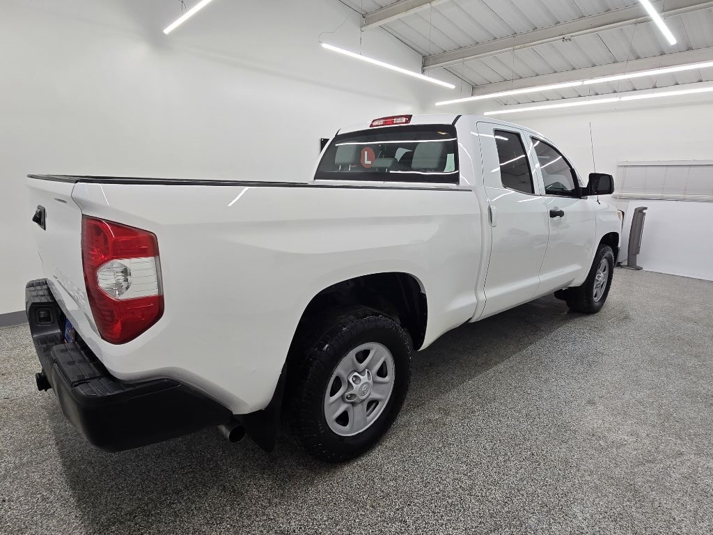 Toyota Tundra SR5 4.6L V8 Double Cab 2WD 2017