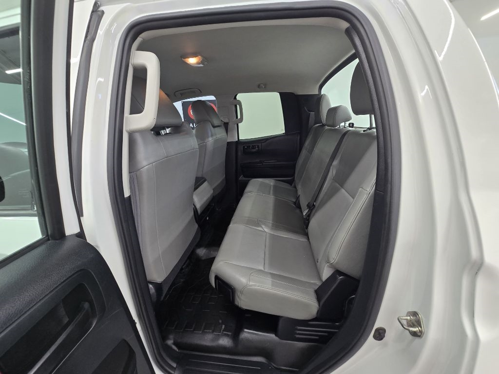 Toyota Tundra SR5 4.6L V8 Double Cab 2WD 2017