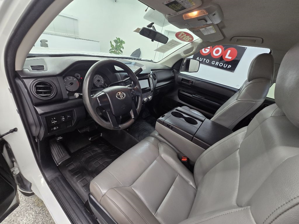 Toyota Tundra SR5 4.6L V8 Double Cab 2WD 2017