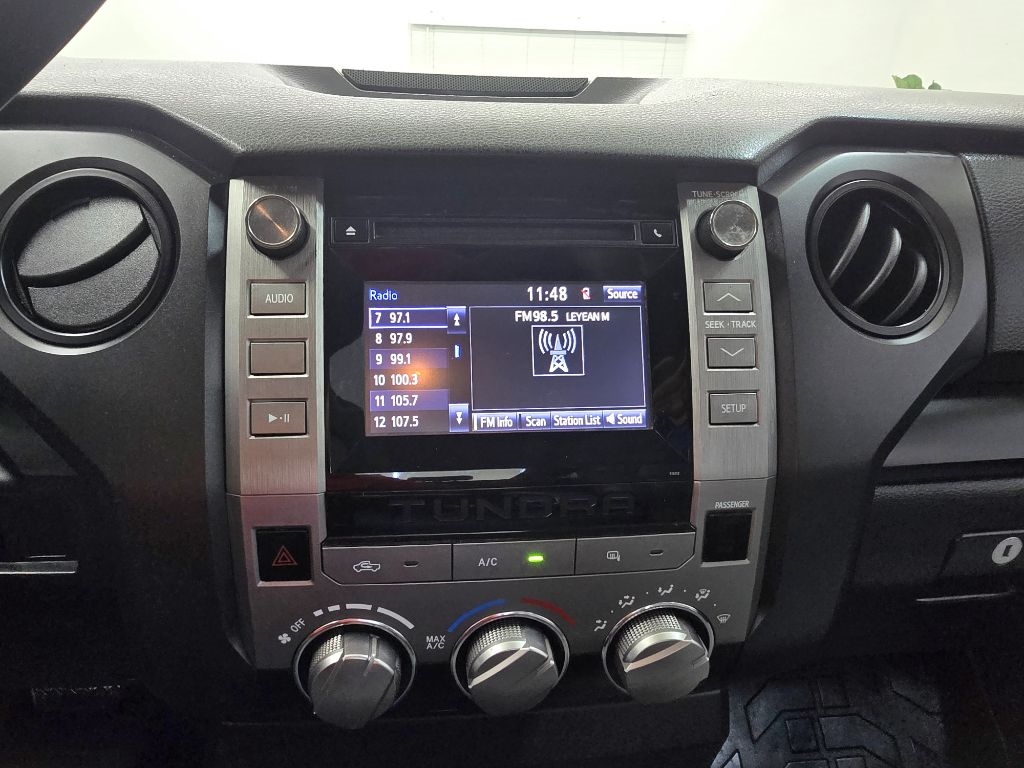 Toyota Tundra SR5 4.6L V8 Double Cab 2WD 2017