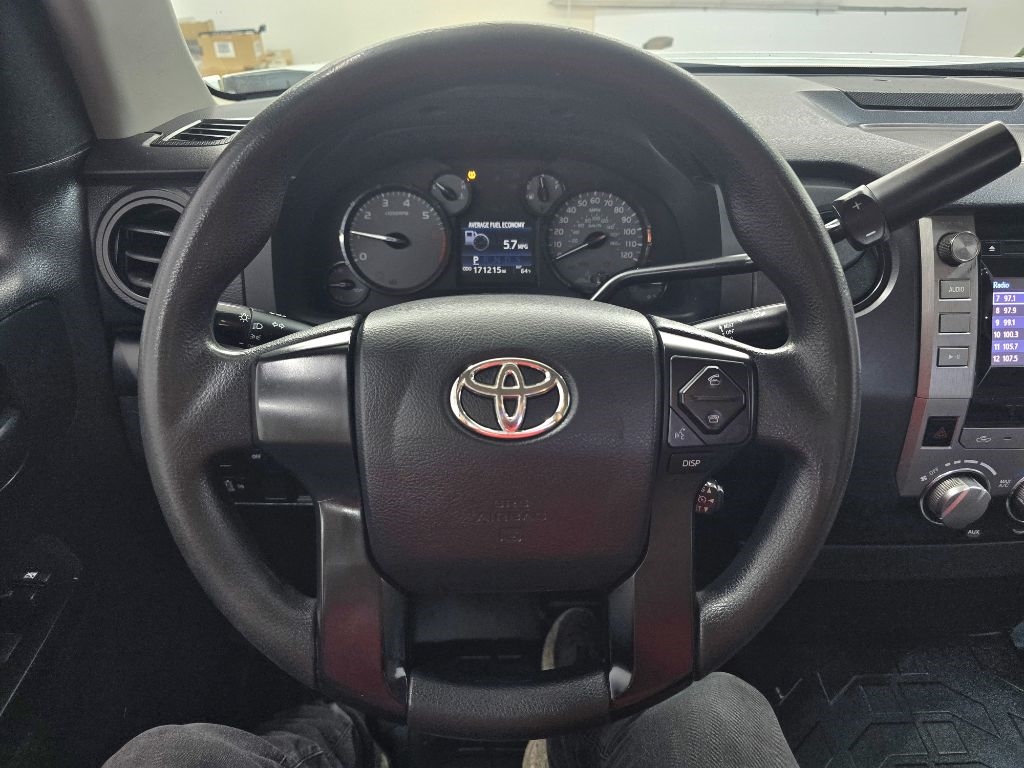Toyota Tundra SR5 4.6L V8 Double Cab 2WD 2017