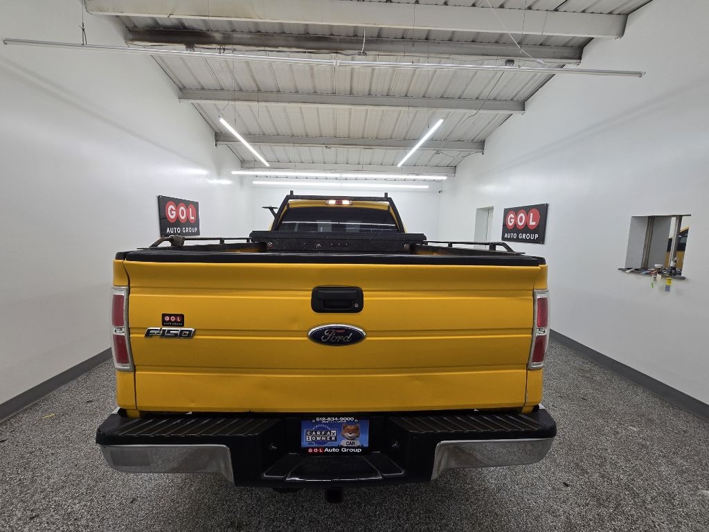 Ford F-150 XLT 8-ft. Bed 2WD 2012