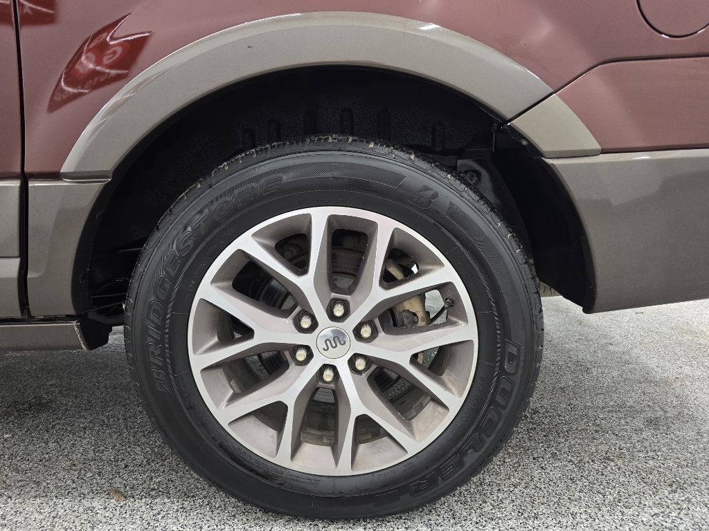 Ford Expedition EL XLT 2WD 2015