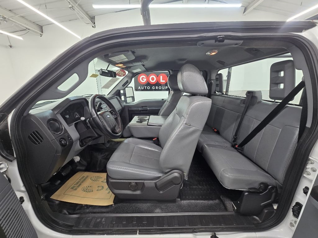 Ford F-350 SD XLT SuperCab Long Bed 2WD 2016