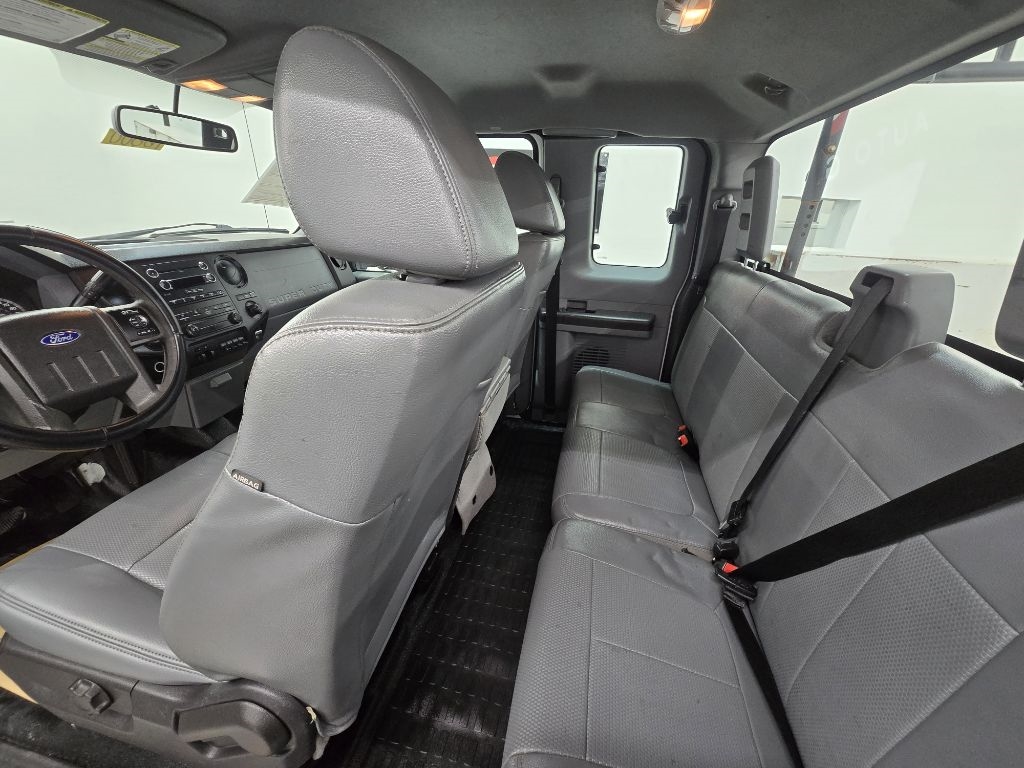 Ford F-350 SD XLT SuperCab Long Bed 2WD 2016