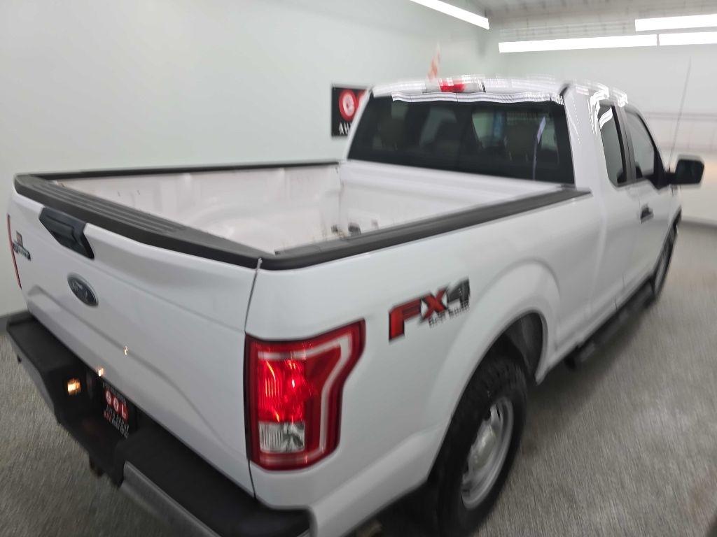 Ford F-150 Lariat SuperCab 8-ft. 4WD 2017