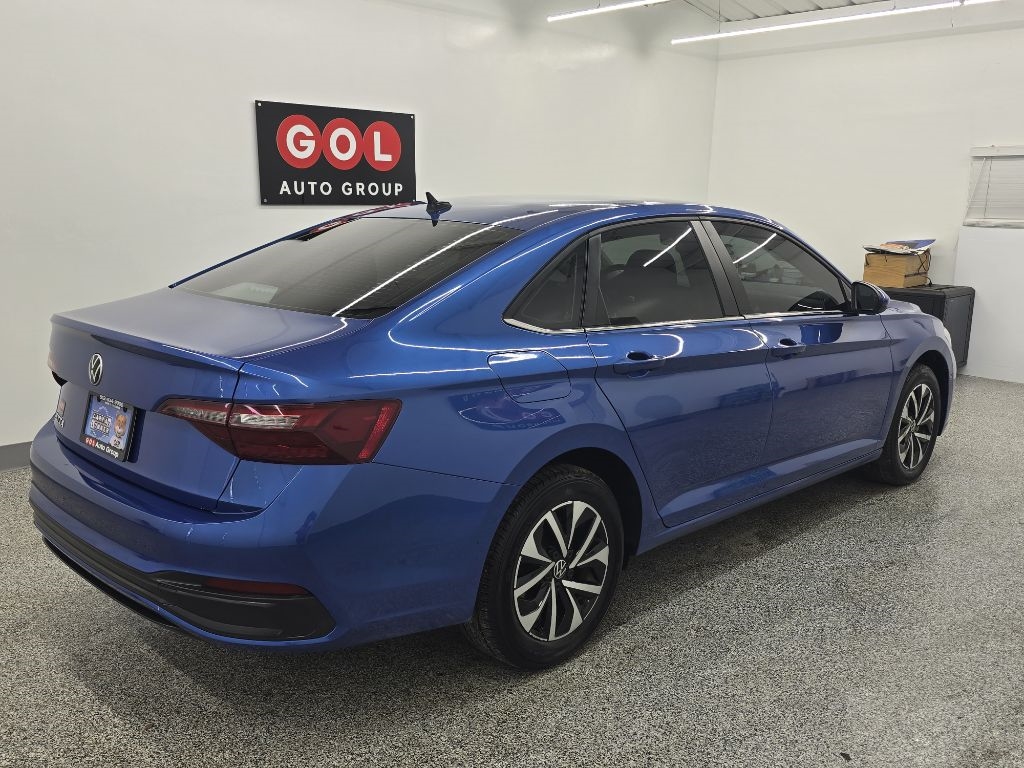 Volkswagen Jetta S 2023