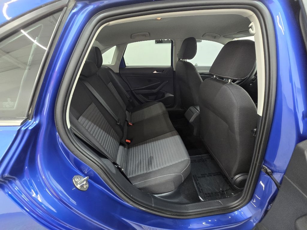 Volkswagen Jetta S 2023