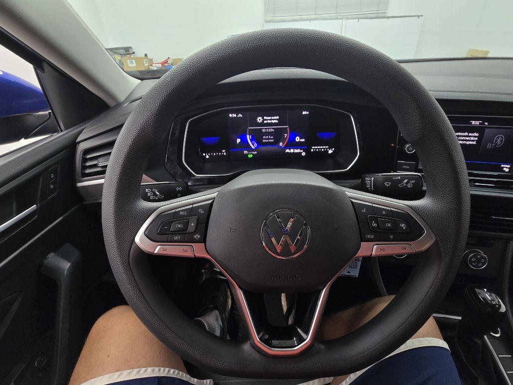 Volkswagen Jetta S 2023