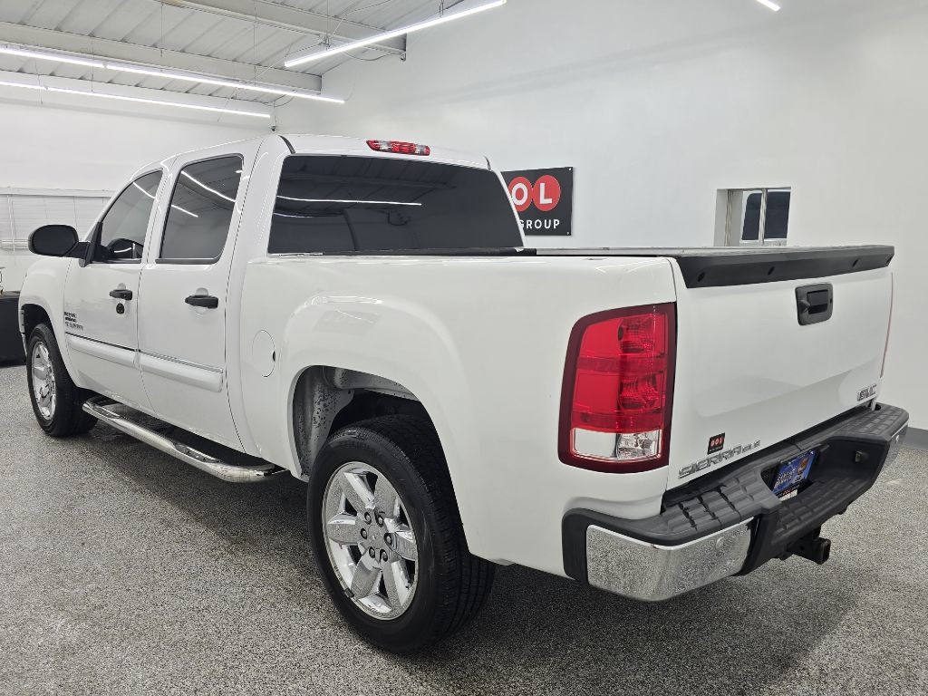 GMC Sierra 1500 SLE Crew Cab 2WD 2012