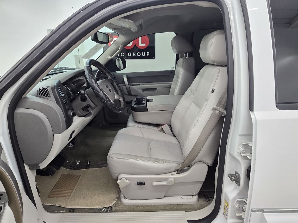 GMC Sierra 1500 SLE Crew Cab 2WD 2012