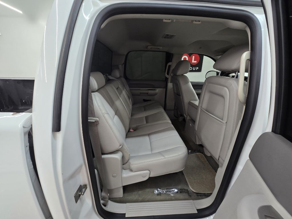 GMC Sierra 1500 SLE Crew Cab 2WD 2012