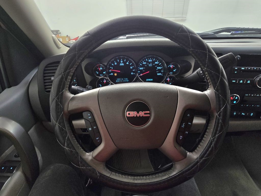 GMC Sierra 1500 SLE Crew Cab 2WD 2012