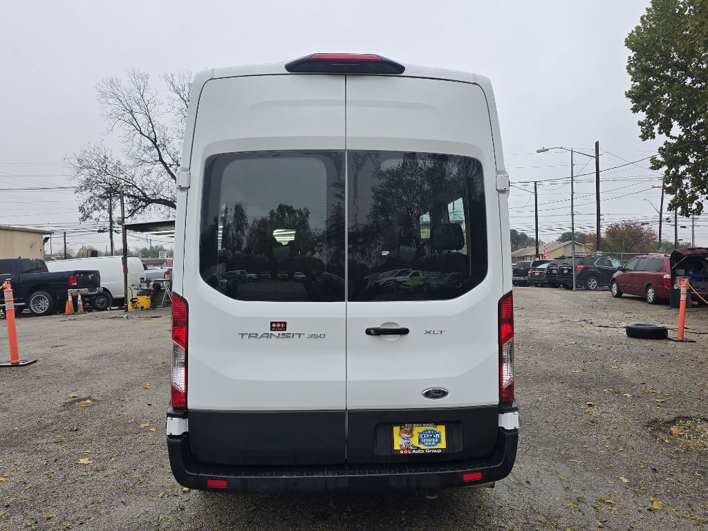 Ford Transit 350 Wagon High Roof XL w/Sliding Pass. 148-in. WB 2022