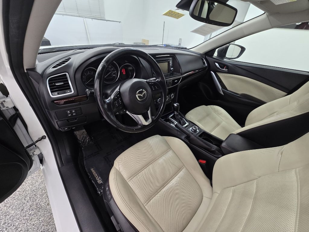 Mazda MAZDA6 i Grand Touring 2015