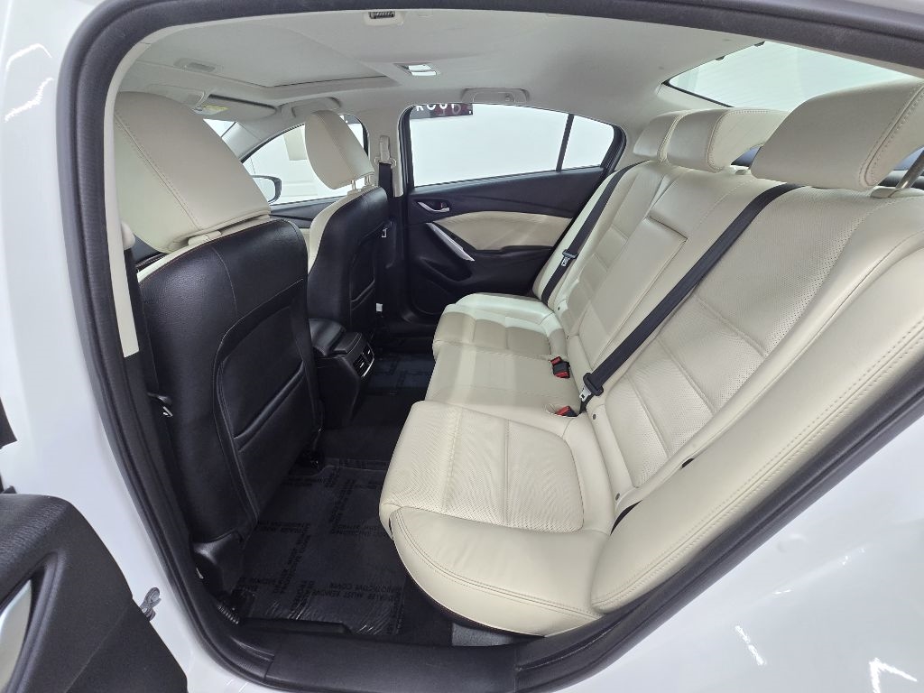 Mazda MAZDA6 i Grand Touring 2015