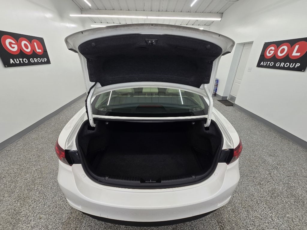 Mazda MAZDA6 i Grand Touring 2015