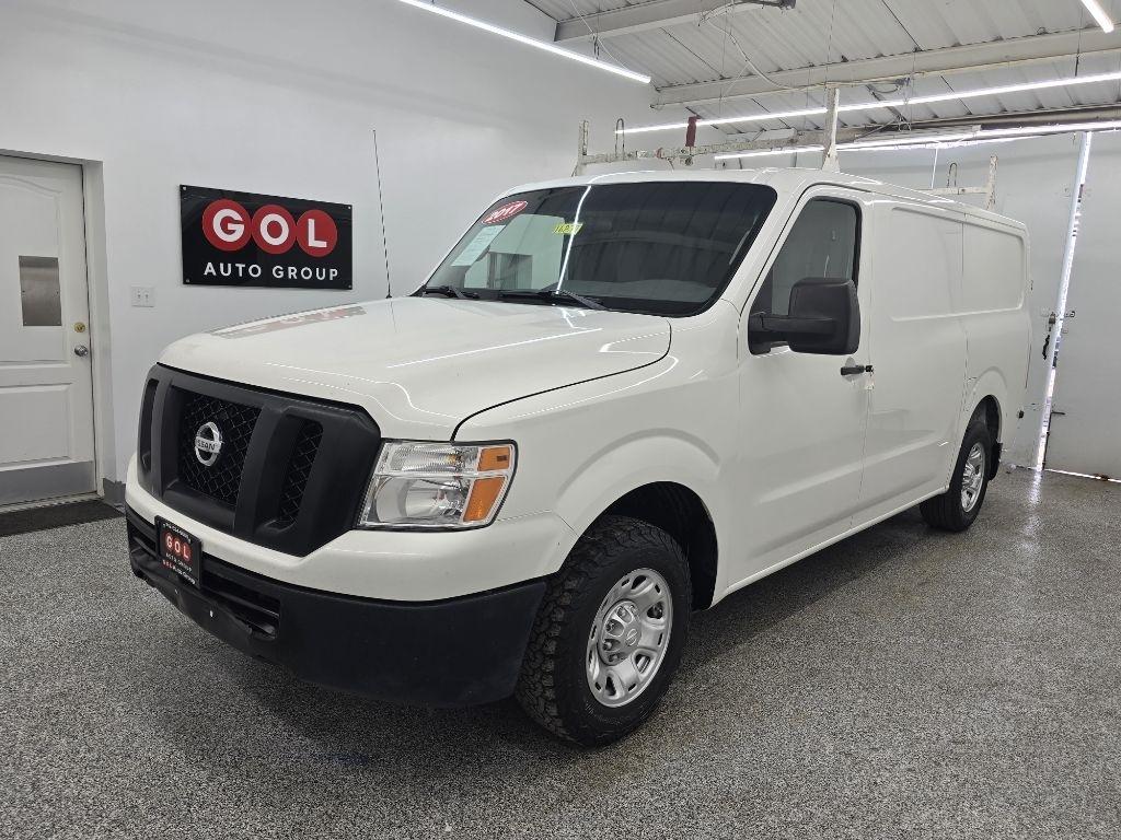 Nissan NV Cargo 2500 HD SV V6 2017