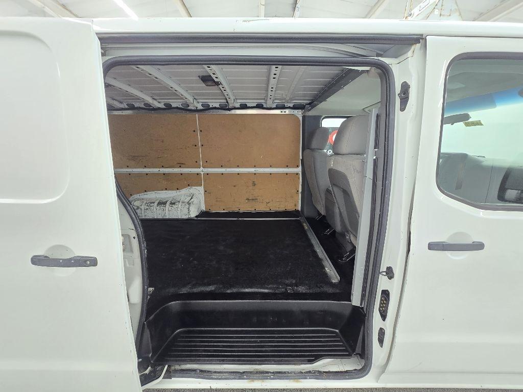 Nissan NV Cargo 2500 HD SV V6 2017