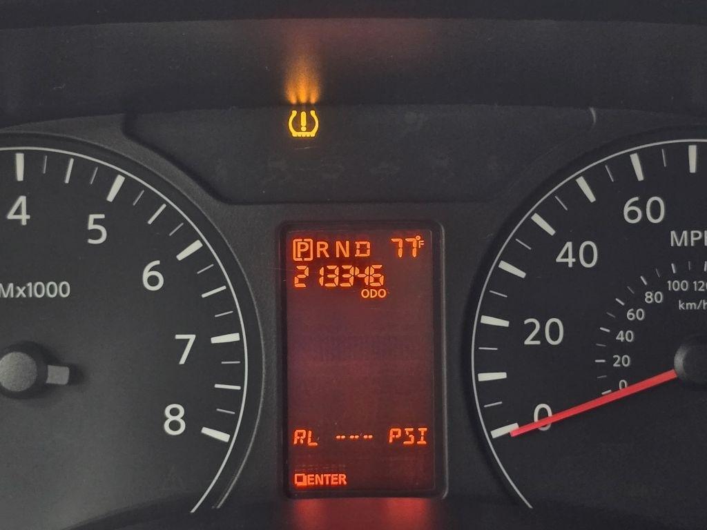 Nissan NV Cargo 2500 HD SV V6 2017