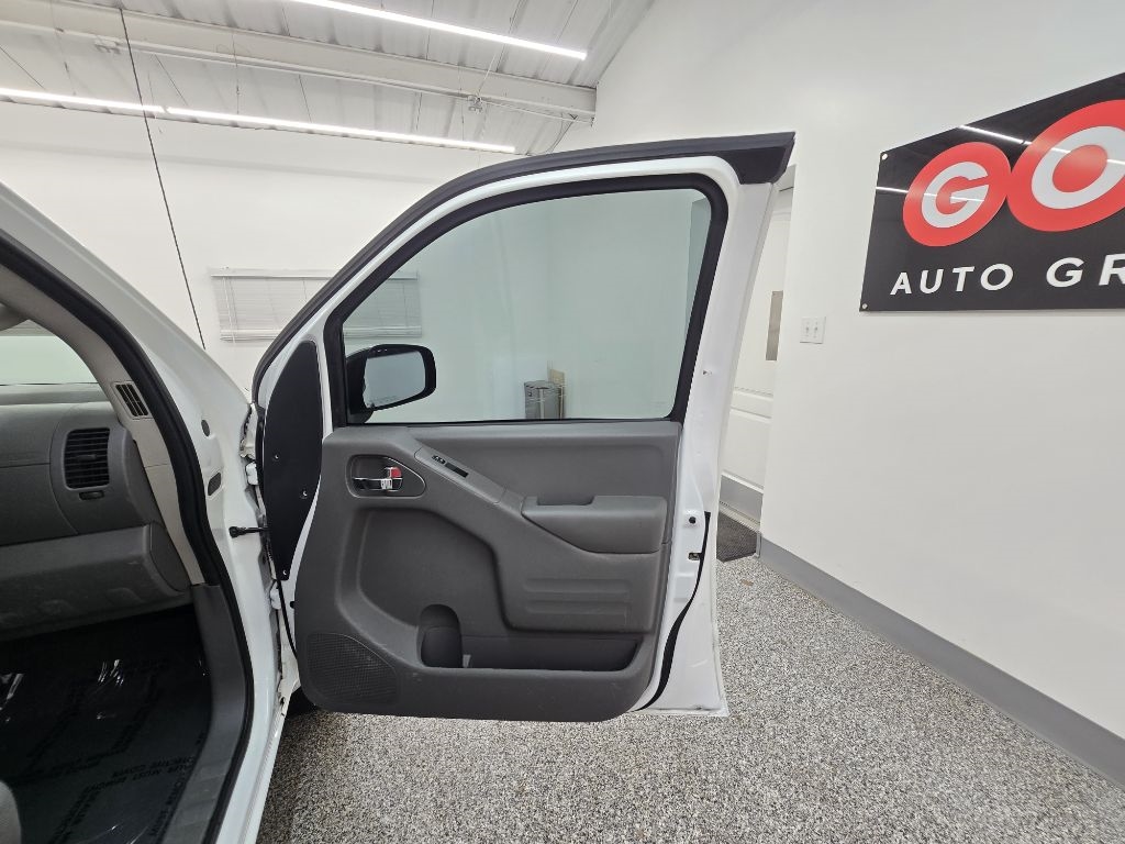 Nissan Frontier S King Cab 2WD 2021