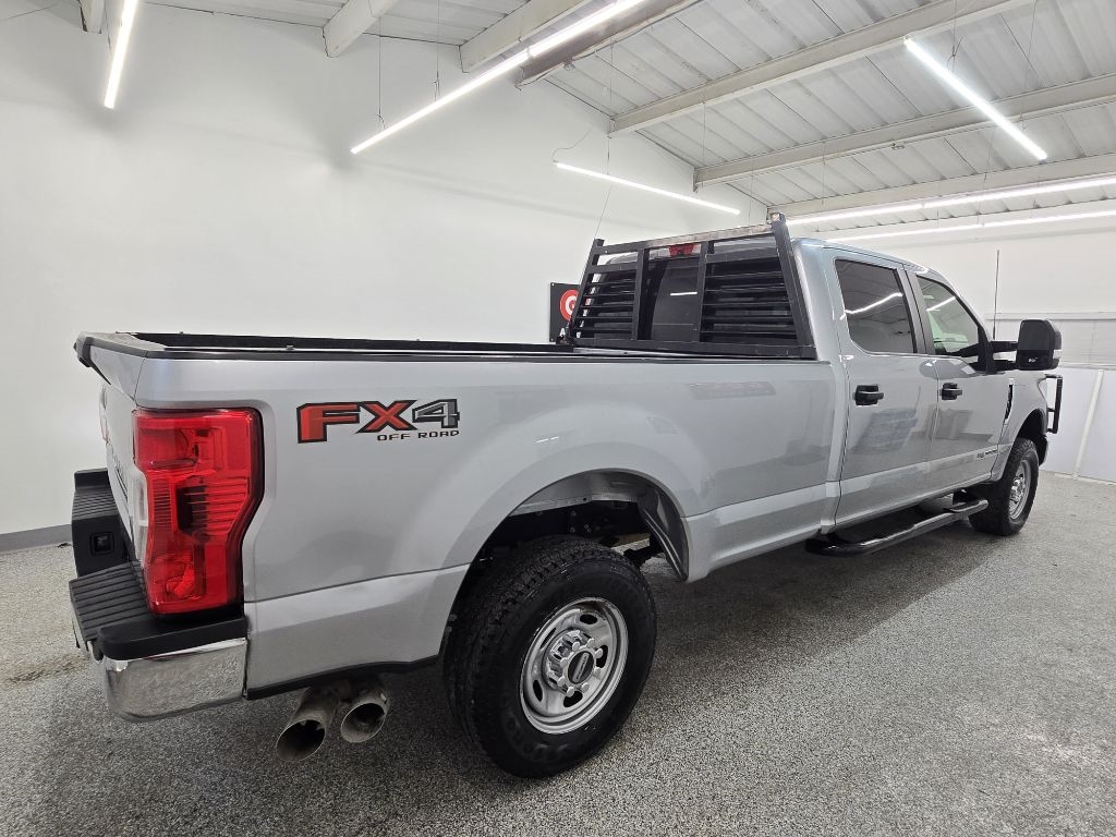 Ford F-250 SD XL Crew Cab 4WD 2022