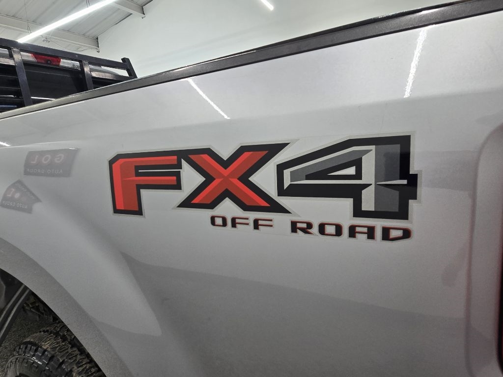 Ford F-250 SD XL Crew Cab 4WD 2022