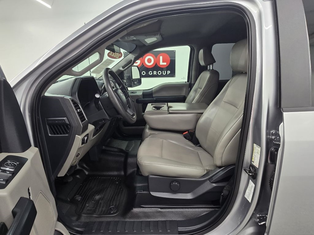 Ford F-250 SD XL Crew Cab 4WD 2022