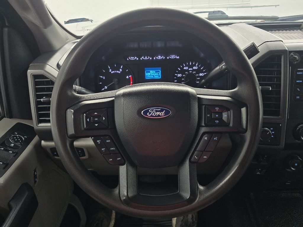 Ford F-250 SD XL Crew Cab 4WD 2022