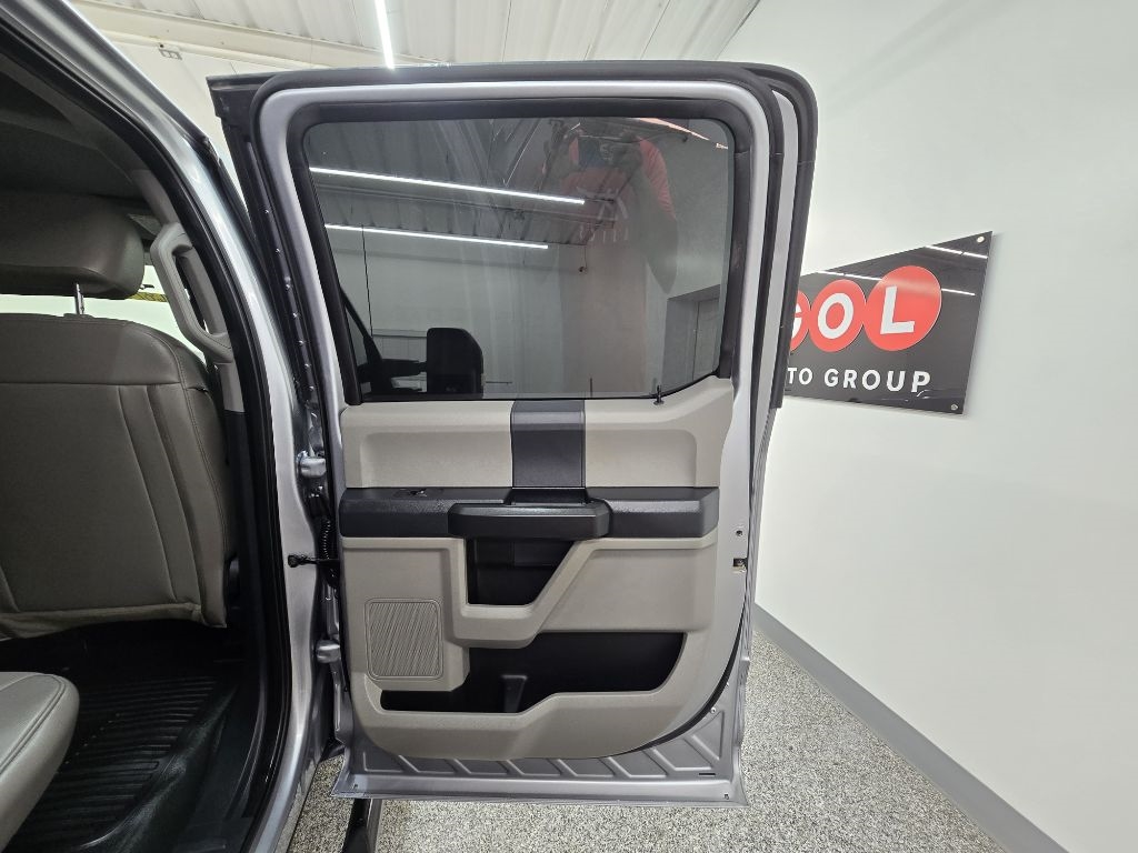 Ford F-250 SD XL Crew Cab 4WD 2022