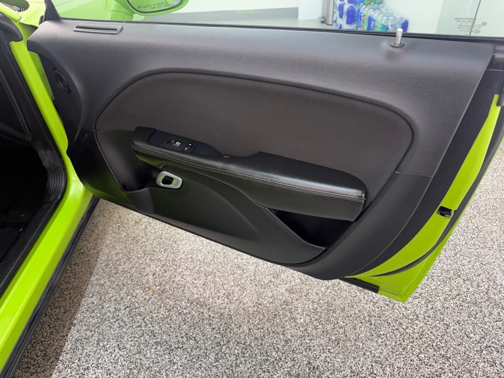 Dodge Challenger  2015