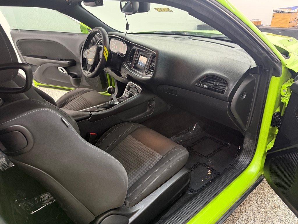 Dodge Challenger  2015