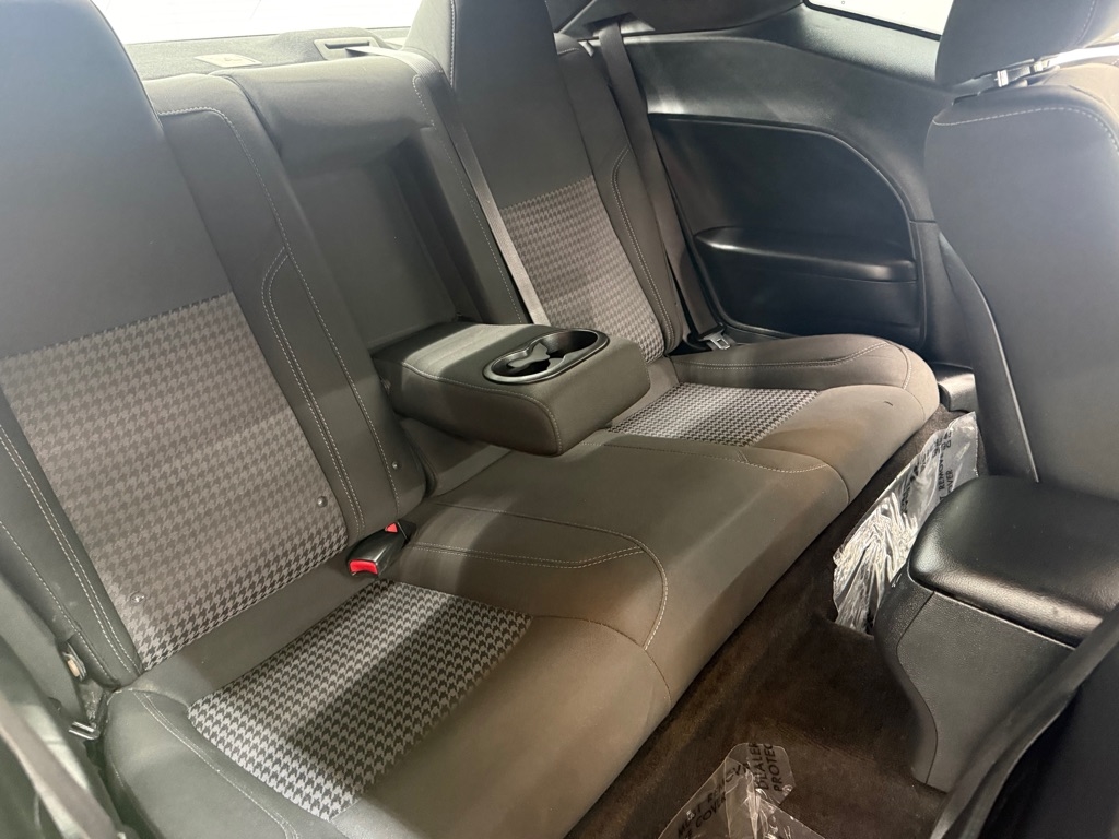 Dodge Challenger  2015