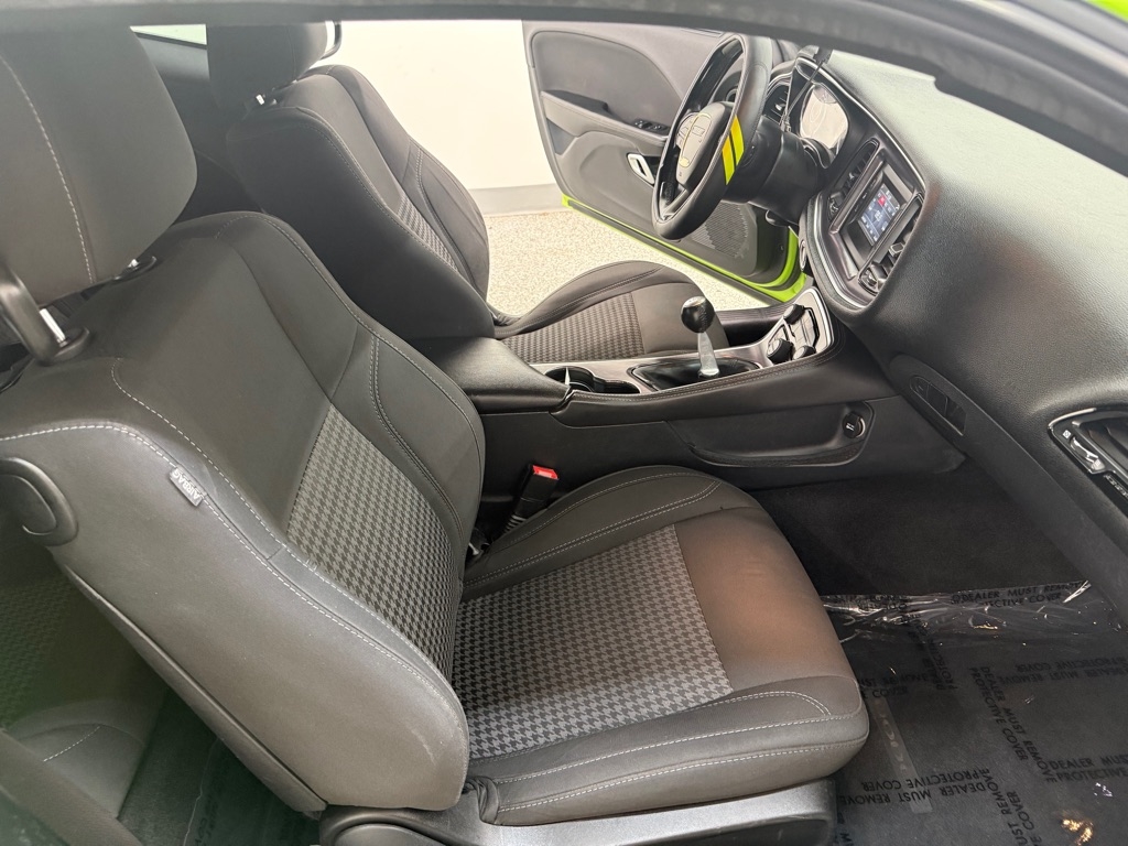 Dodge Challenger  2015