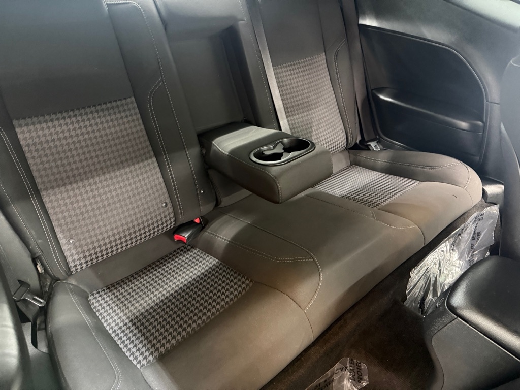 Dodge Challenger  2015