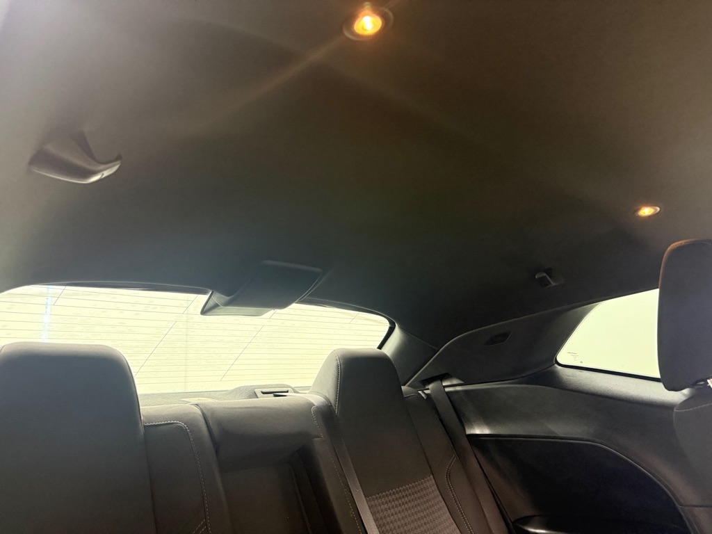 Dodge Challenger  2015