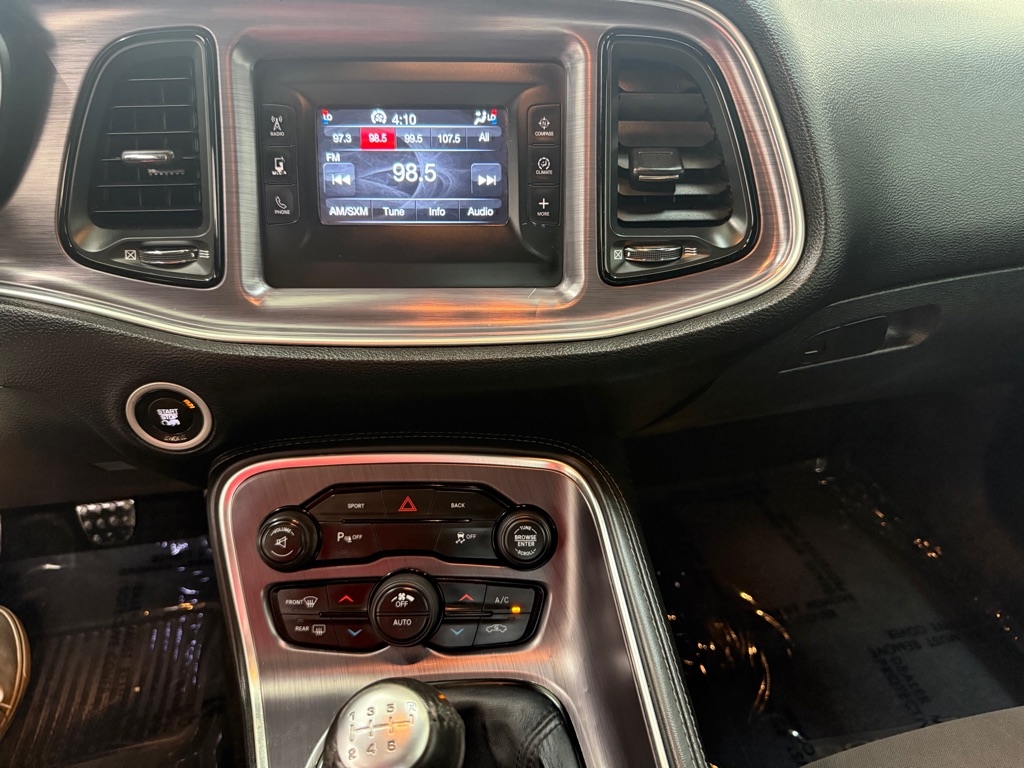 Dodge Challenger  2015