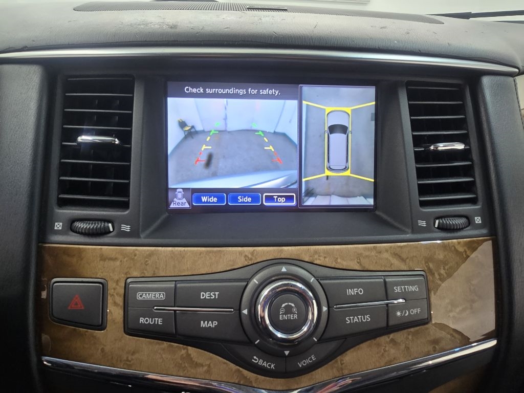 Infiniti QX56 2WD 2011