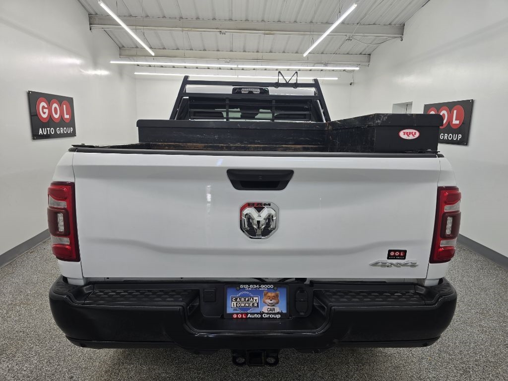 RAM 2500 Tradesman Crew Cab SWB 4WD 2022