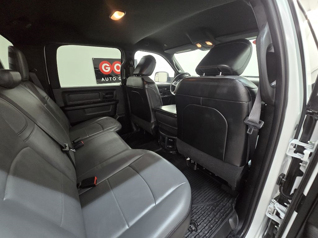 RAM 2500 Tradesman Crew Cab SWB 4WD 2022