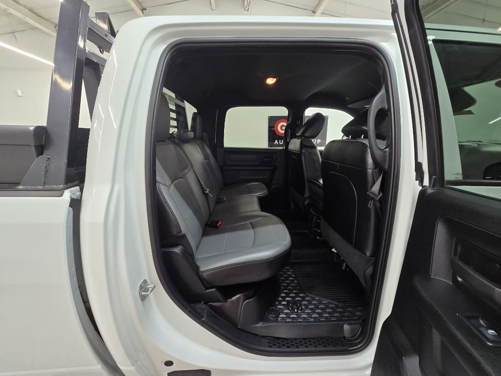 RAM 2500 Tradesman Crew Cab SWB 4WD 2022