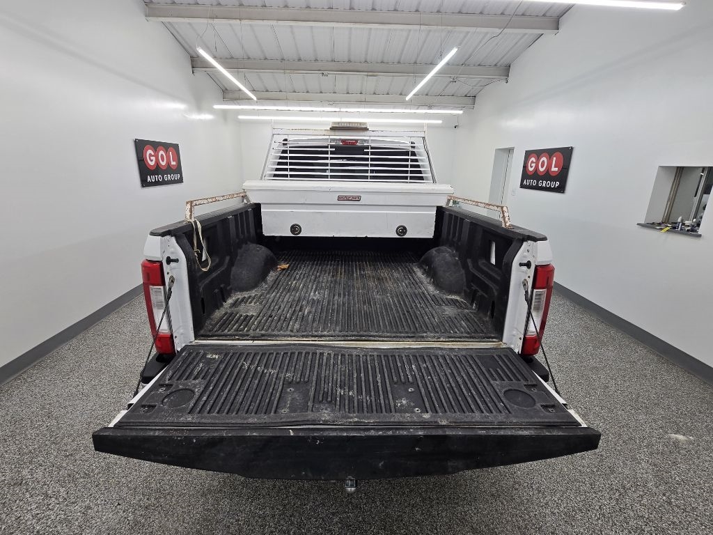 Ford F-250 SD XL Crew Cab 2WD 2018