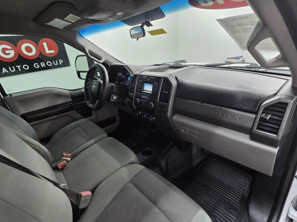 Ford F-250 SD XL Crew Cab 2WD 2018